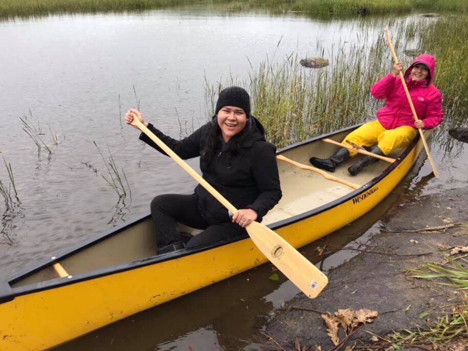 Women canoeing